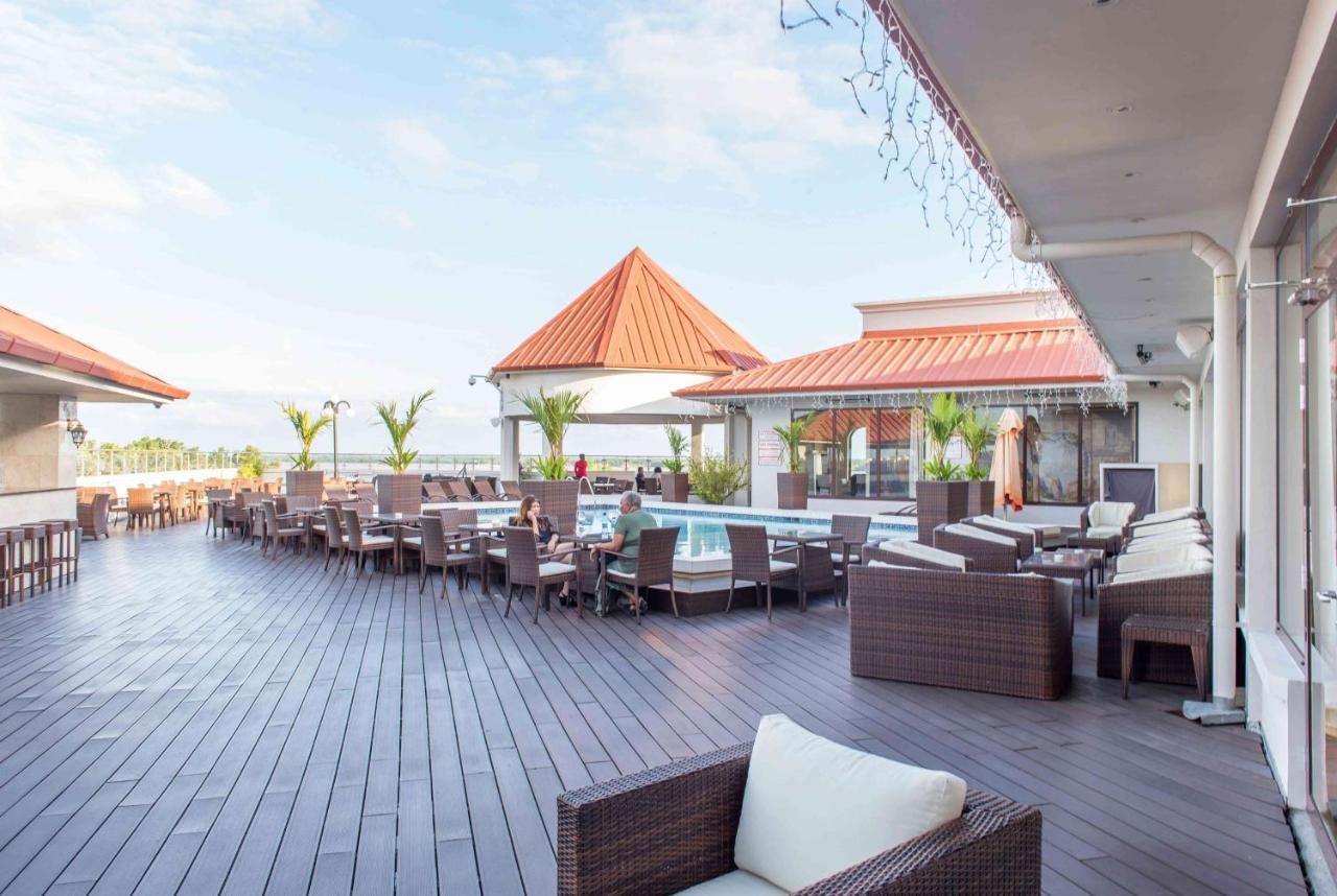 Ramada by Wyndham Princess Paramaribo Bagian luar foto