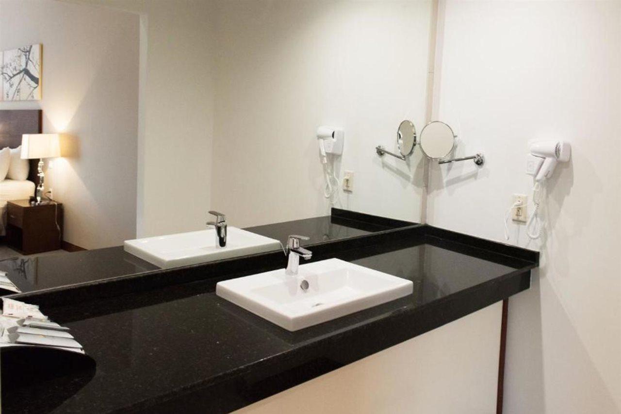 Ramada by Wyndham Princess Paramaribo Bagian luar foto